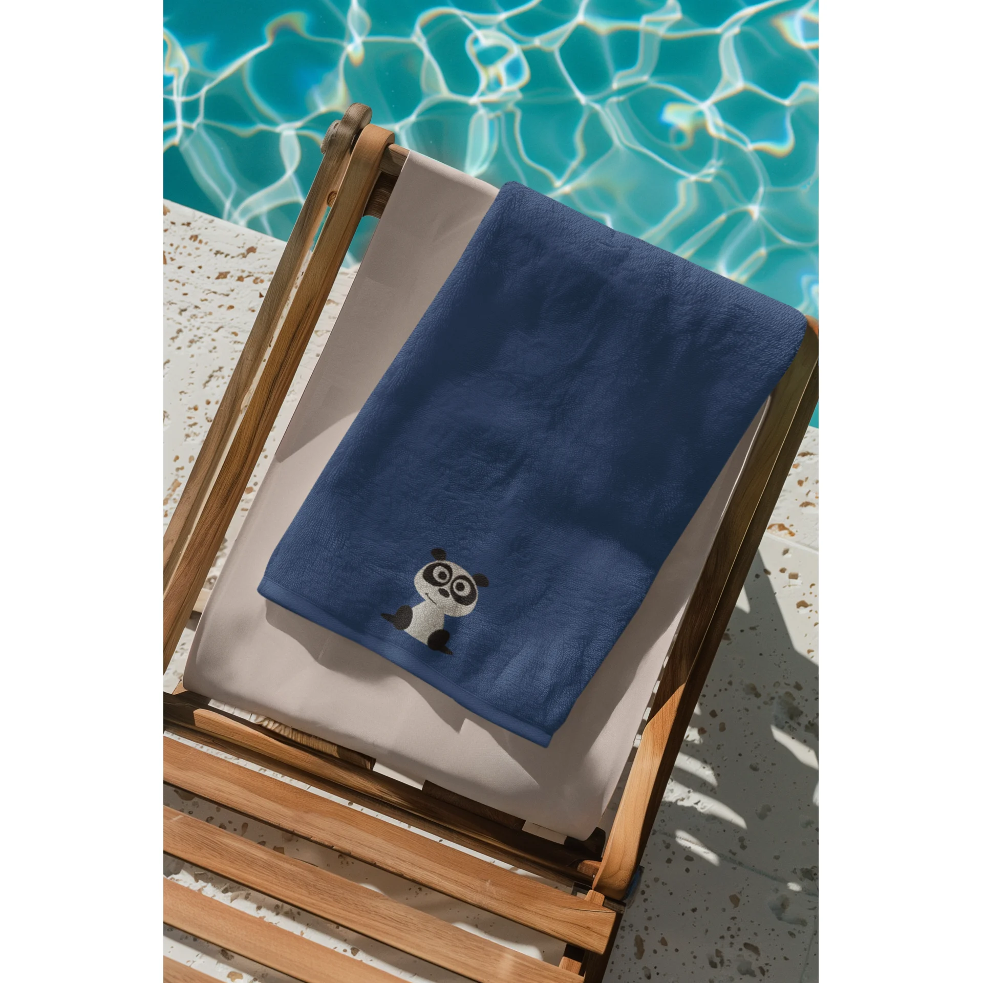 Sitzender Panda bestickt auf Handtuch - Anwendungsbeispiel